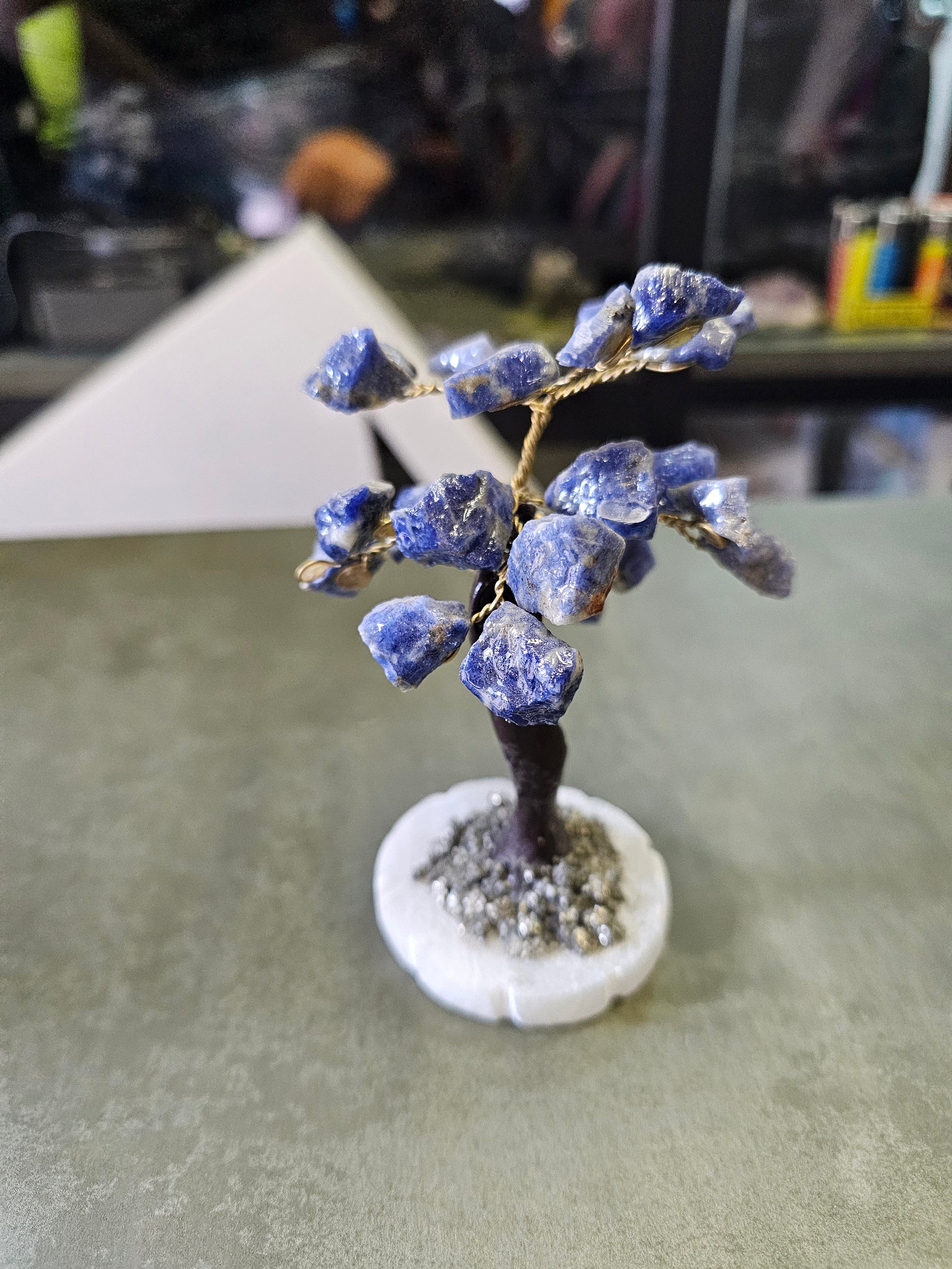 ADORNO ÁRBOL DE LA VIDA ALQUIMIA DIVINA - LA PIRITA ES SÍMBOLO DE TRANSFORMACIÓN Y LAS PIEDRAS, DEL EQUILIBRIO - 14.CM