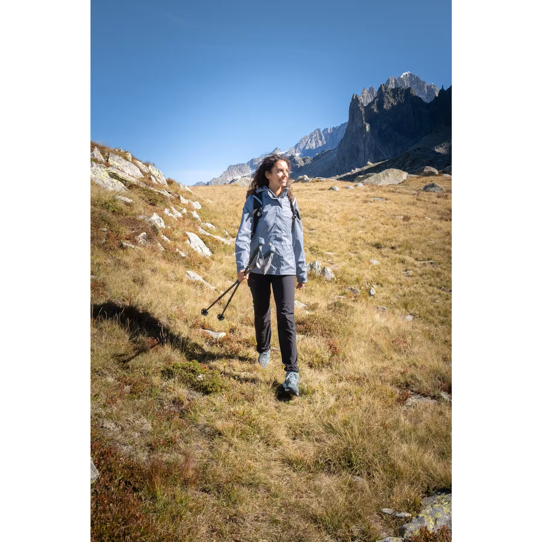 CASACA IMPERMEABLE PARA MONTAÑA  M/H100 QUECHUA