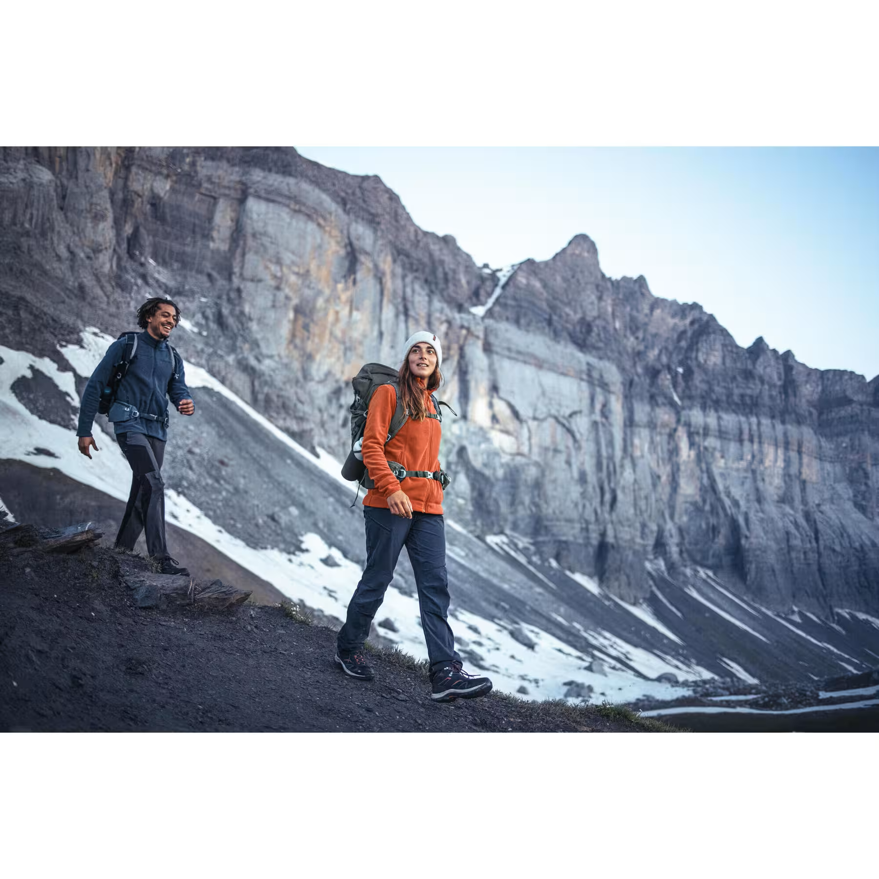 POLAR PARA TREKING MH120 - CIERRE COMPLETO - QUECHUA
